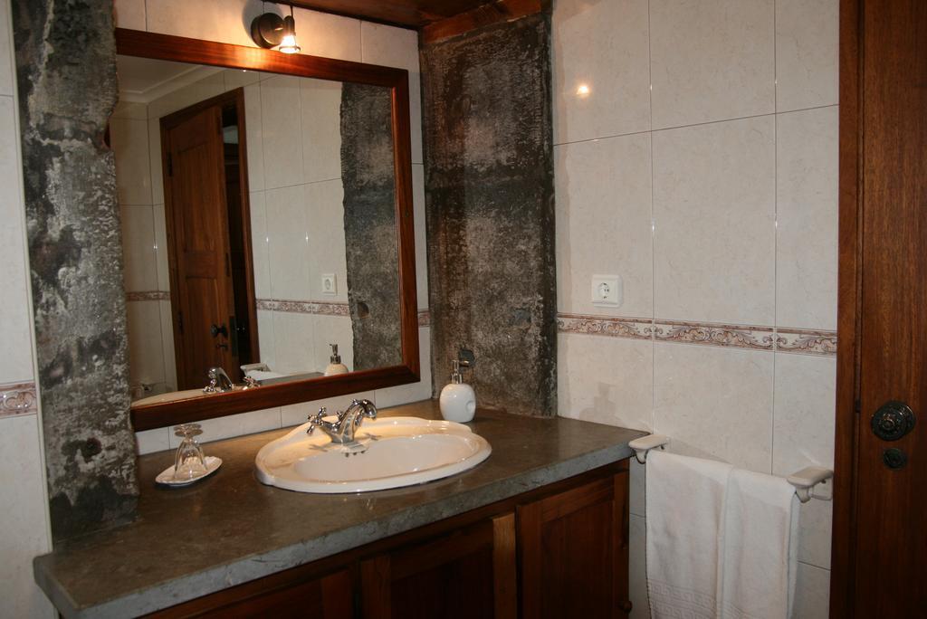 Villa Quinta Dos Figos "5 Trevos Gold" Praia da Vitória Habitación foto